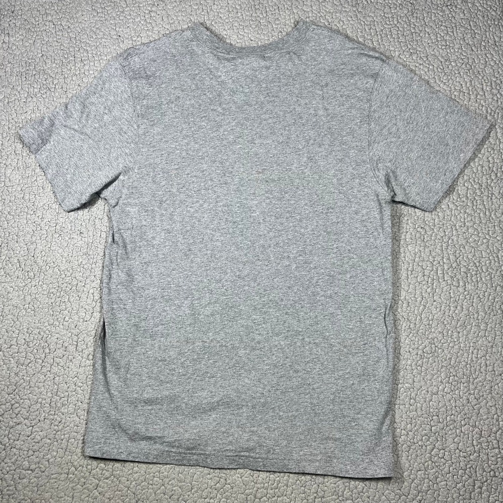 Disney Parks Grumpy Real Bad Attitude Gray Embroidered T-Shirt Mens Large L - Picture 6 of 7